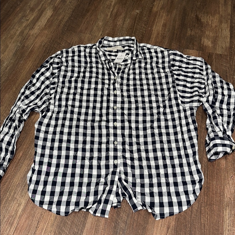 LOFT Women’s Navy & White Plaid Checked Button Down Shirt size‎ S NWT